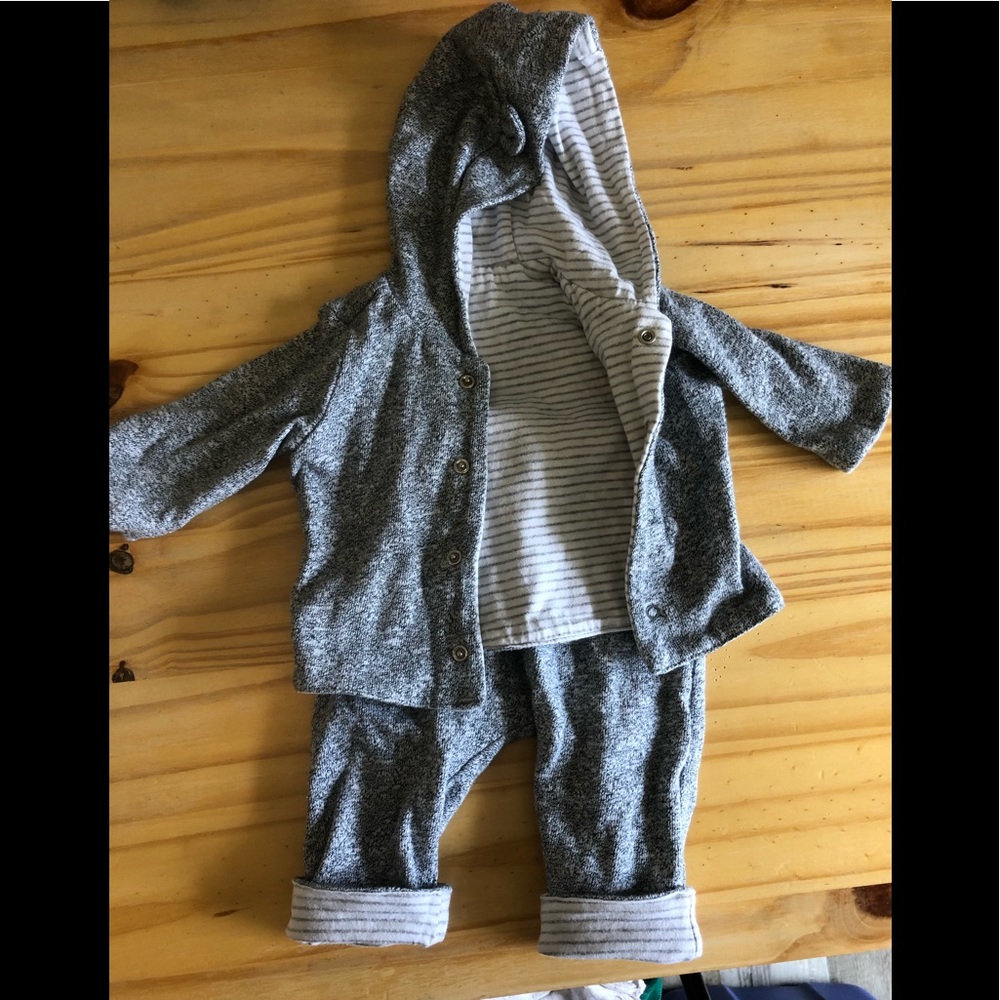 Gap reversible outfit